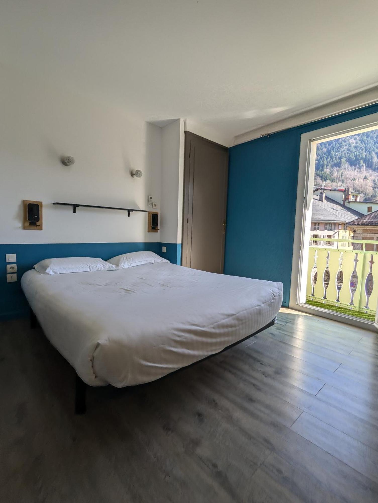 Hotel Du Midi Thônes Εξωτερικό φωτογραφία