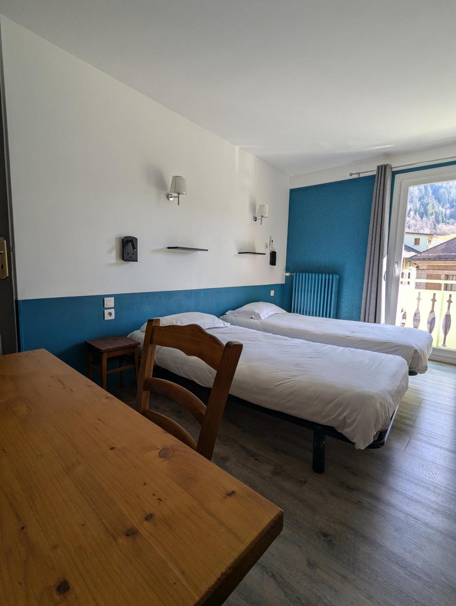 Hotel Du Midi Thônes Εξωτερικό φωτογραφία