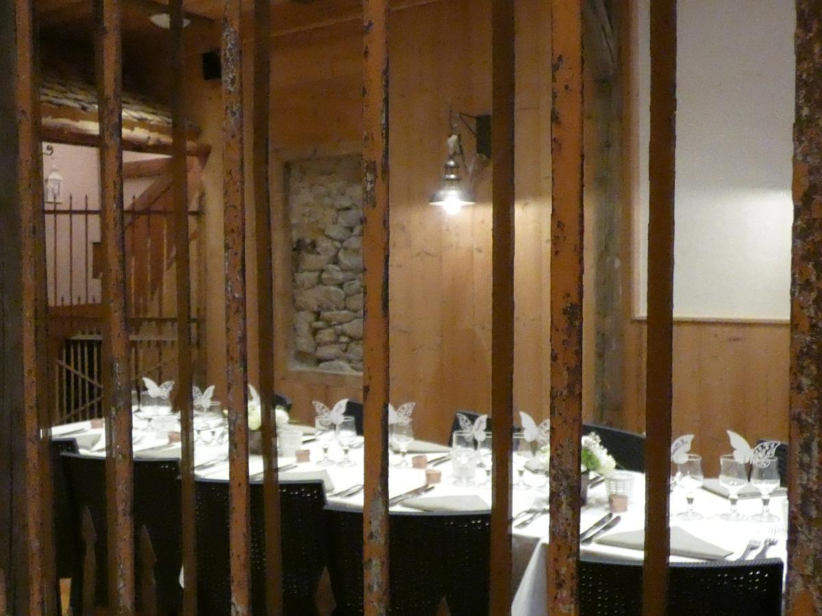 Hotel Du Midi Thônes Εξωτερικό φωτογραφία